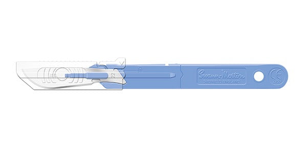 Size 22 Sterile Safety Scalpel (Retracting Guard) - Blades | CincyMed